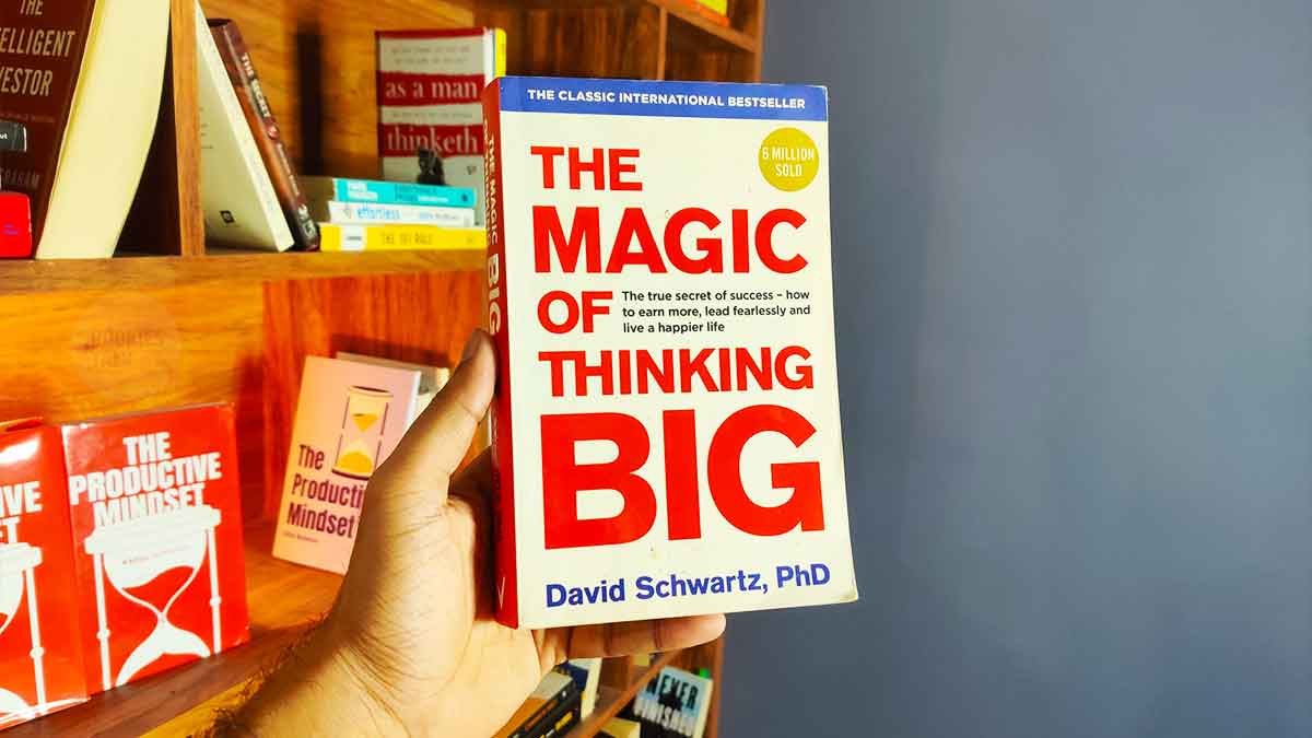 The Magic of Thinking Big paperback front book