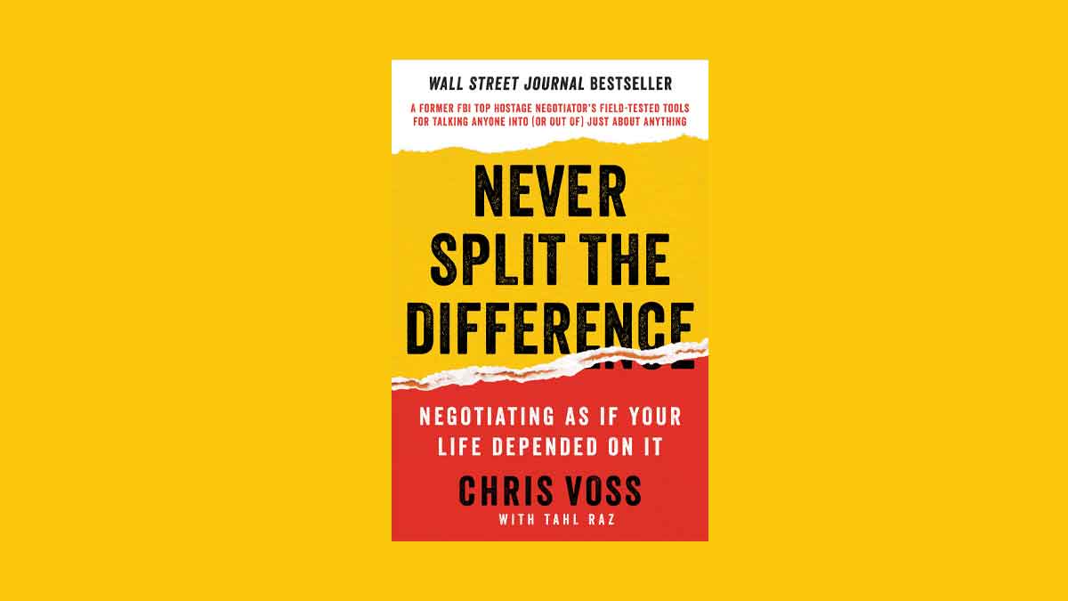 Never Split The Difference, by Chris Voss ( paperback ) – Books