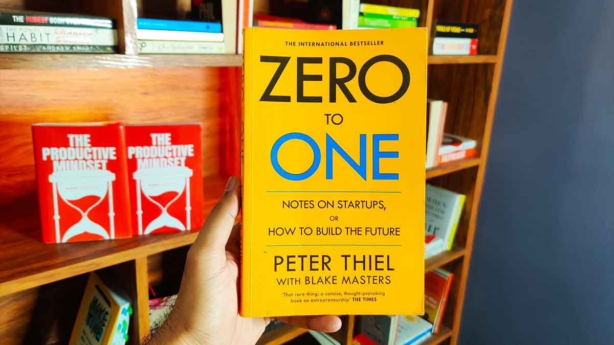 Zero to One By Peter Thiel Paperback front